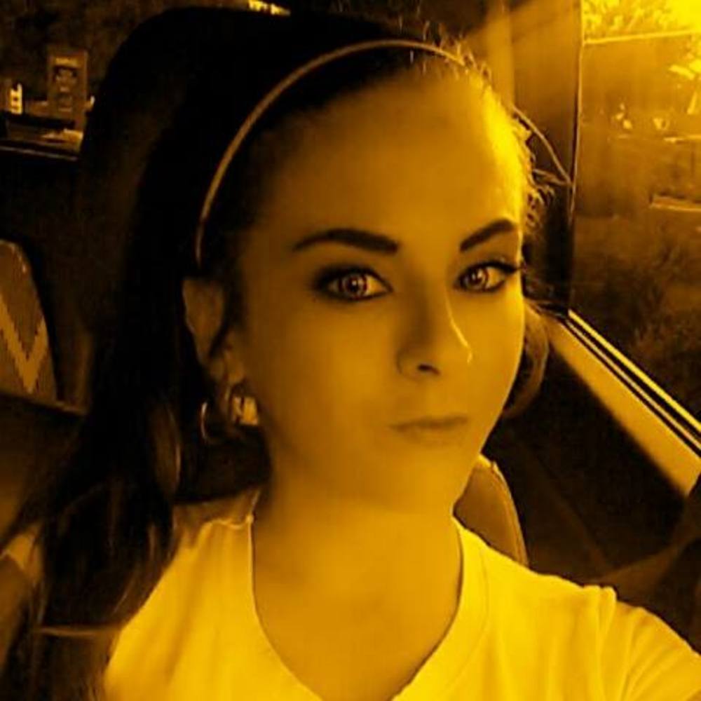 Meet your Posher, Samantha